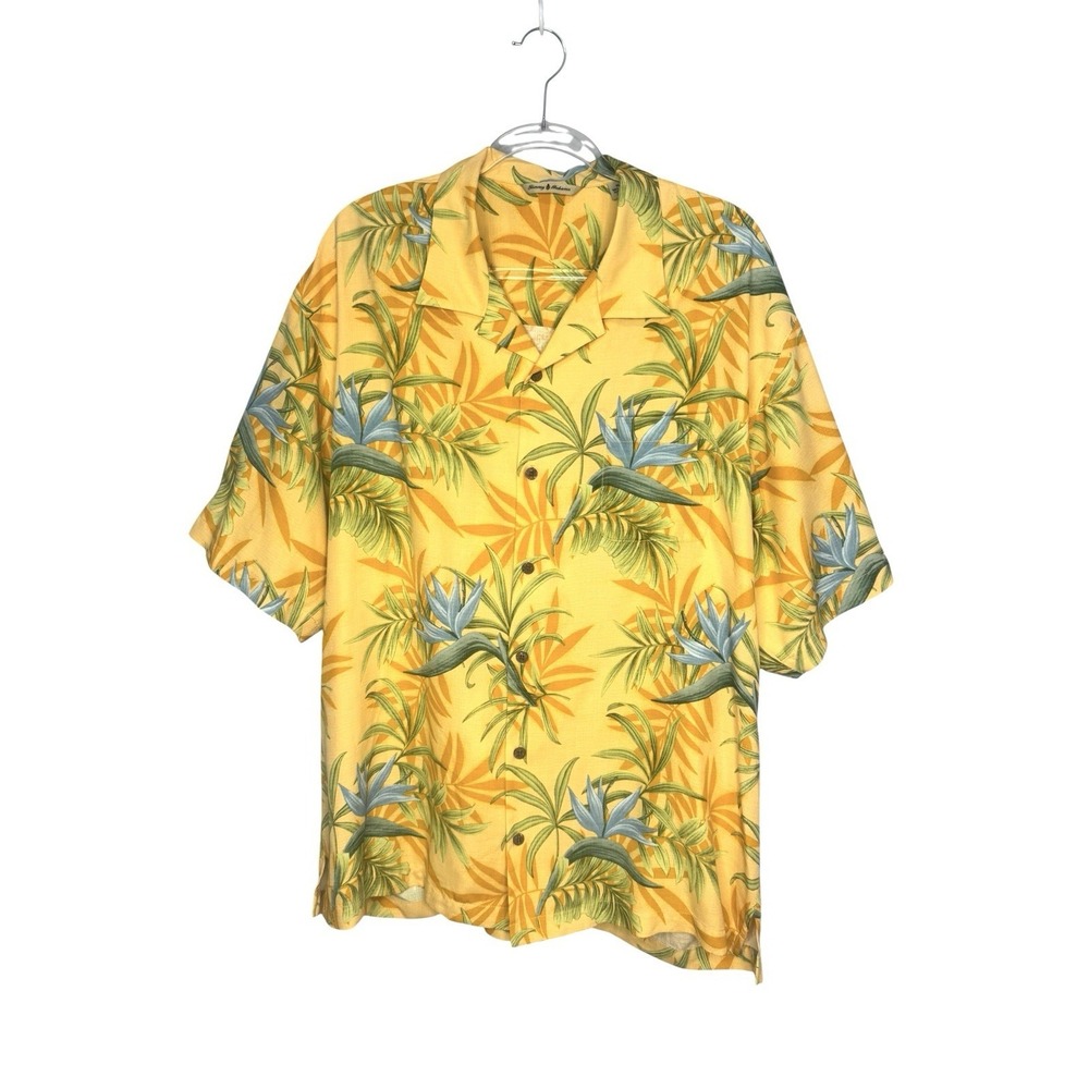 Tommy Bahama Shirt Size XL Hawaiian Print 100% Silk Camp Shirt Floral Beachy